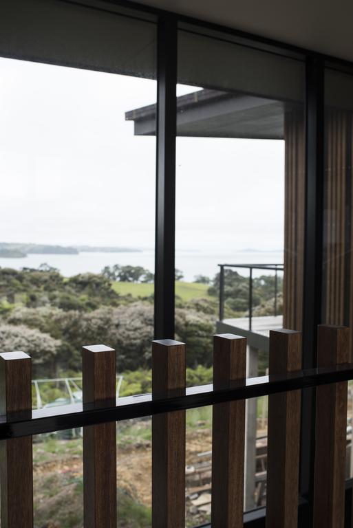 La Bodega Waiheke Island Hotel Surfdale Ngoại thất bức ảnh